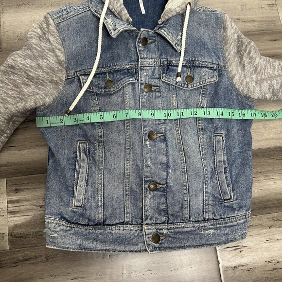 Free People Distressed Jean Jacket Hooded Fabric Sleeves Women's Size S - Picture 6 of 7